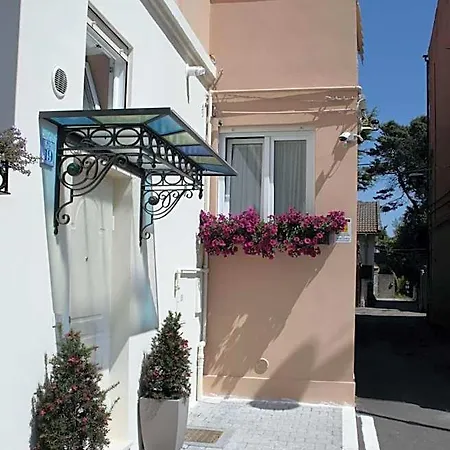 Serendipity Bed and breakfast 4*
