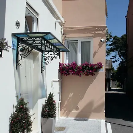 Serendipity Bed & Breakfast *