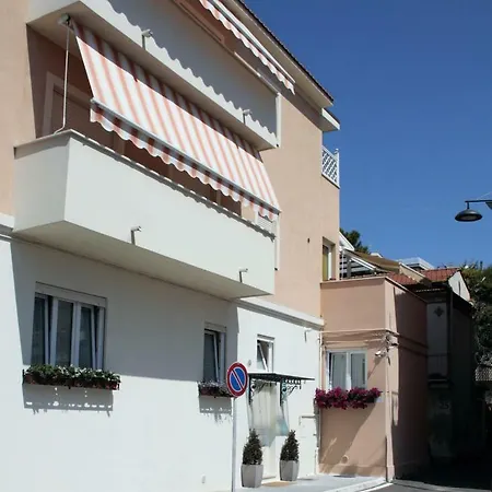 Serendipity Alojamento de Acomodação e Pequeno-almoço Pescara